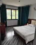 Gaotan Ruiyuan Hotel - Homestays