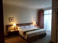 The Maple Suite Hotels in Bukit Ceylon