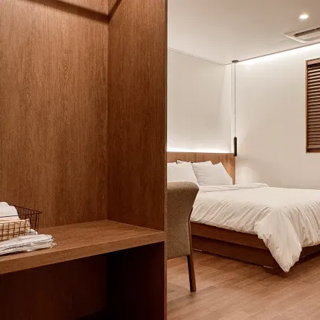 Hotel Emok