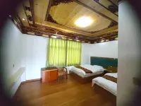 Adacizhu Guest House - Homestays
