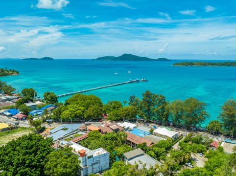 โรงแรมมีทฮอลิเดย์