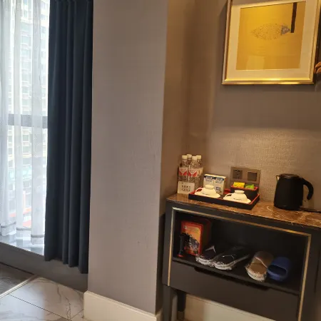 Yicheng Hotel