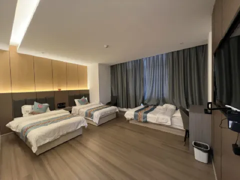 Zhufeng Gushan Oxygen Fuyuan Hotel Hotels near Mount Everest Town