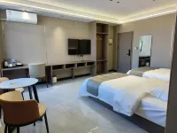 Hugejin Hotel Hotels near Ulagai Prairie