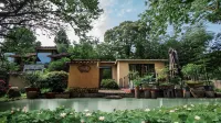 Jiuhuashan Donglixia Youran Mountain Resort (Jiuhuashan Mountain Shop)