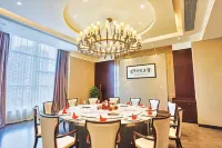 Rowin Grand Hotel - breakfast