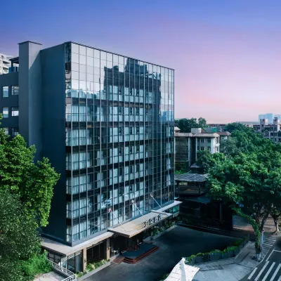 珠海情侶南路拱北口岸亞朵酒店 鄰近公噸。石井公園的酒店