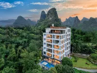 Staying in the Scenery Courtyard (Lijiang Branch, Yangshuo West Street) Hotels near Yellow Cloth Reflection
