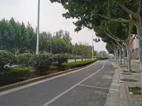 Qianna Hotel (Zhengzhou Hengtong Road Fangte Branch)