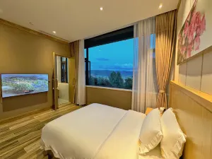 YI HUA YI SHI JIE BAN SHAN HOTEL