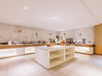 Lanou Hotel (Fuping Qianxilong Building Material Market) Hotels in Fuping