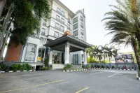 Grand Serela Yogyakarta Hotel dekat Gereja Kristen Nazarene Filadelfia (GKNF)