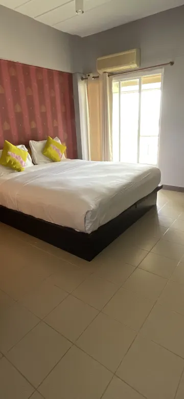 ห้องซูพีเรียร์ เตียงใหญ่ 1 เตียง