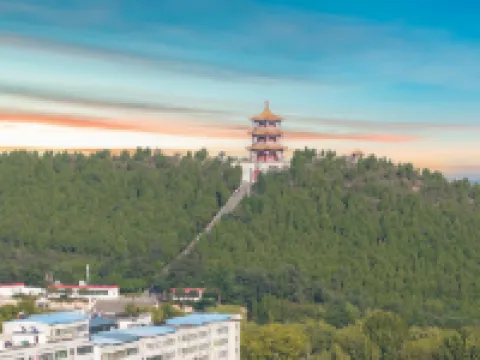 โรงแรมบอรแมน (บริเวณทิวทัศน์ซงซาน ถนนเส้าหลิน) โรงแรมในเติงเฟิง