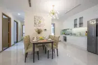 Landmark Plus By Somi Luxstay Hotels in Vinhomes Central Park