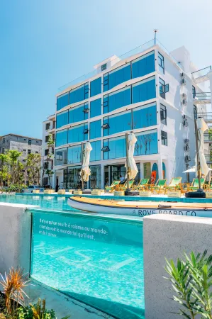 ESPOIR Xiwang Hotel (West Coast Rongshanliao Village) Отели рядом с достопримечательностью «Jinshawan Coastal Park»