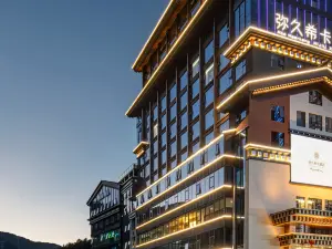 Popular 4-Star Select Hotels in Barkam