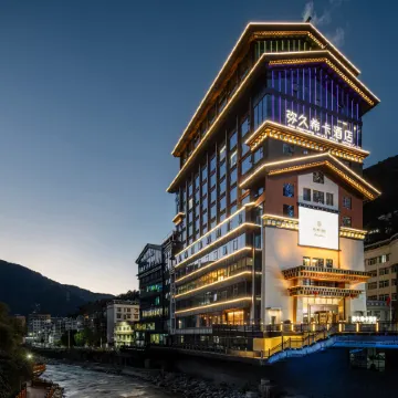 Malcom Miju Xika Hotel