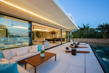 รูปภาพของวิลลา 4 ห้องนอน 4 ห้องน้ำส่วนตัว ขนาด 350 ตร.ม. – เชิงมน