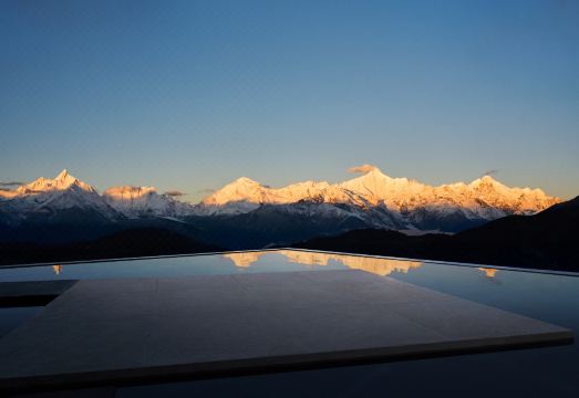 메이리 설산 조망