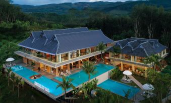 Three-color Yunhe B&B (Xishuangbanna Jinghong Mengxi Big Buddha Temple Manhona Branch)