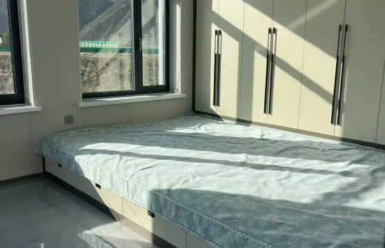 喀喇沁旗山谷小居民宿