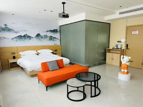 Zhangshu Monsoon Cloud Hotel - 2-Star