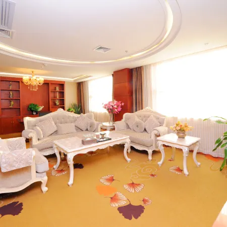 Yijiang Hotel