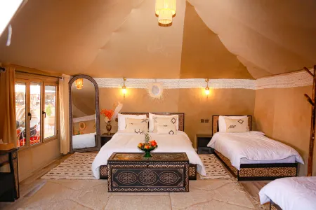 Young Luxury Camp Merzouga Отели в г. Errachidia Province