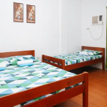 C Star Travellers Inn