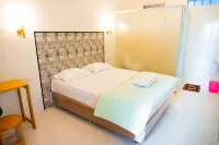 JoandJo Hostel Syariah Hotels in Pesawahan