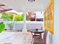 รีทรีท เฮ้าส์ 81 - BTS อ่อนนุช