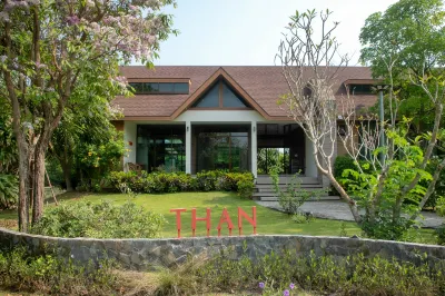 THAN Getaway Cottage: Private Lake, Pakchong, 2-8+ Hotels in Nong Sarai