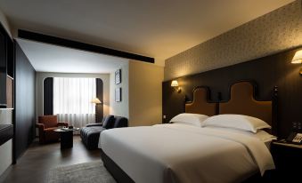 W · Impression Hotel (IFS Guojin Center Branch, Wuyi Square, Changsha)
