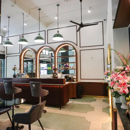Vintana Siam Bangkok Hotel Отели рядом с достопримечательностью «Ват Джао Ам»