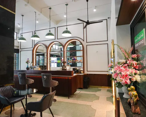 Vintana Siam Bangkok Hotel Hotels near Debsirin School