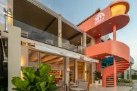 Zijing Shiguang Homestay (Zhaoqing Yanqian Village Seven Star Cave Scenic Spot)