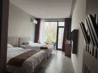 Hukou Waterfall Jingshui River Residence Homestay Hotels in Yichuan