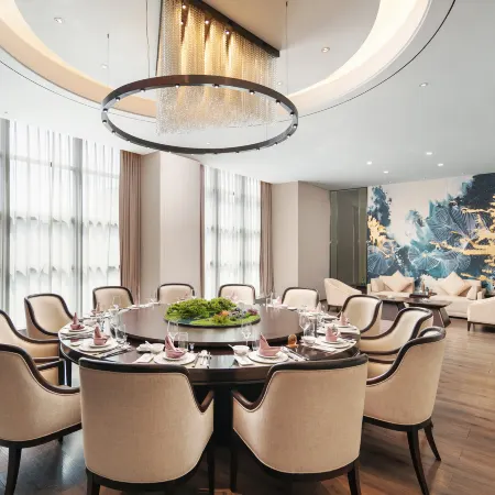 Chongqing Xanadu Moon Hotel Отели рядом с достопримечательностью «Автобусная станция Суан Ян-Бридж»