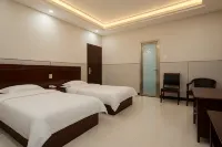 Xinlong Hotel - Pet friendly