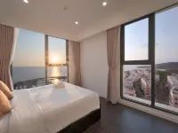 La isla Apartments & Villas - Sea View & Fireworks Phu Quoc Hotels near An Thoi