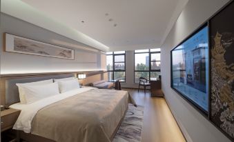QIANNA HOTEL GLORIOUS(Xinyang High Speed Railway East Station)