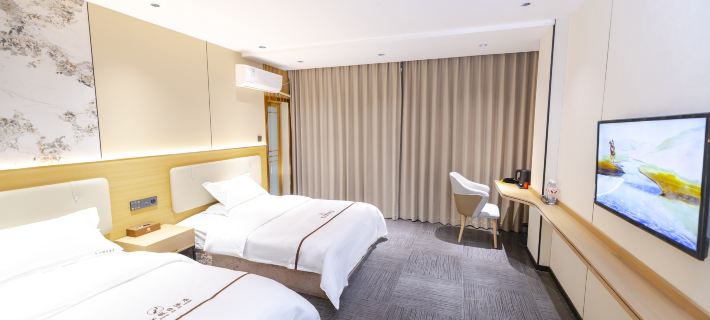 Changjiang Express Hotel Hotele w: Powiat Badong