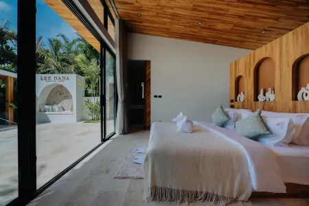 Lek Nana Pool Villa Bophut Отели рядом с достопримечательностью «Guan-Yu Koh Samui Shrine»