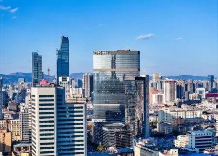 Kai Wah Plaza Hotel Отели рядом с достопримечательностью «Junfa Xiliangtang Wetland Park»