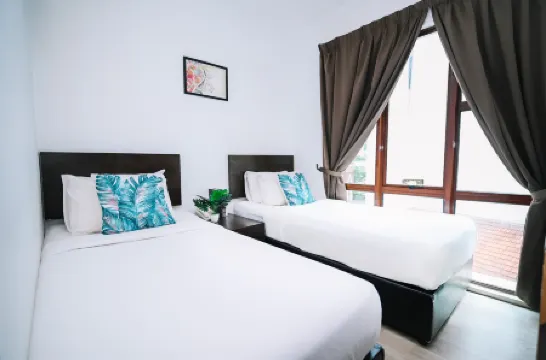 Swing & Pillows @ Dataran Merdeka Kuala Lumpur Отели рядом со станцией Medan Tuanku