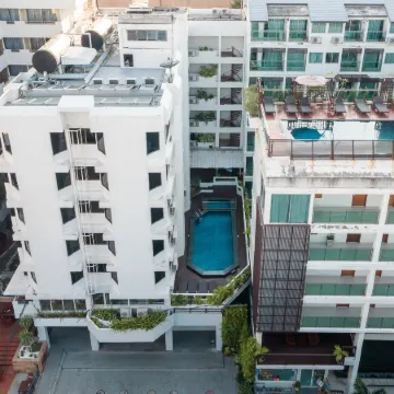 Sunshine Hotel & Residences