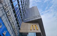 Yijie Electric Sports Hotel