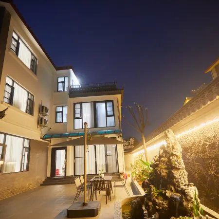 Shidian Jiu Yi Courtyard Hot Springs Chinese Inn