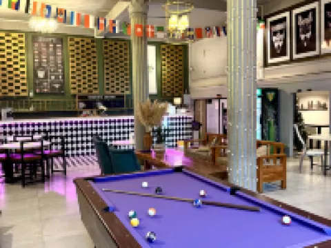 You empire Hostel and Bar โรงแรมในปากเซ